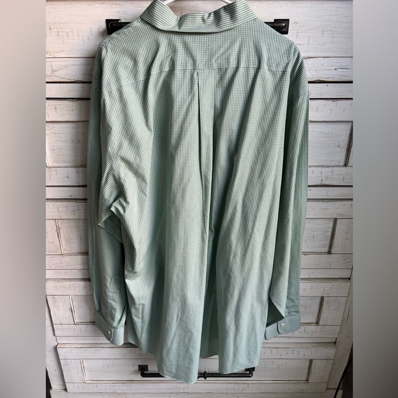 Brooks Brother’s Men’s non-iron button down size 18-38 - Picture 3 of 4